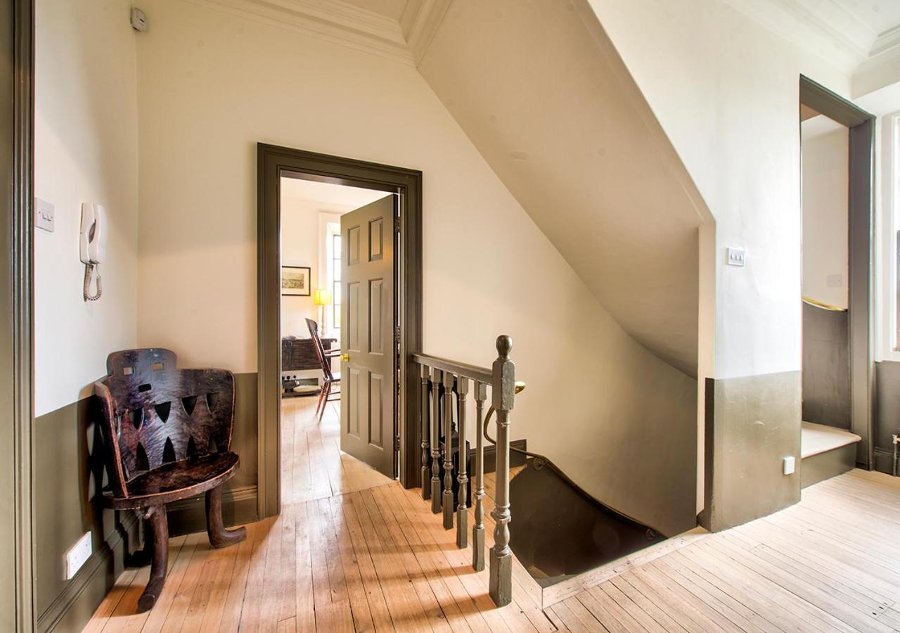 The Rock House - Main House Apartment เอดินบะระ ภายนอก รูปภาพ
